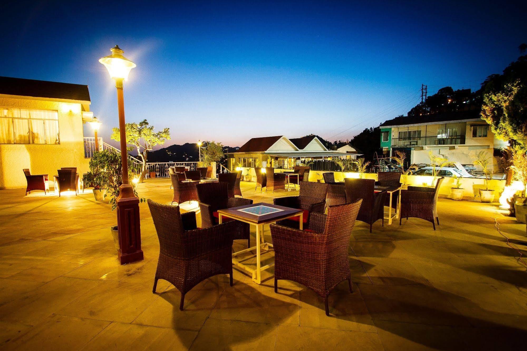One Earth Royale Boutique Hotel Mussoorie Ngoại thất bức ảnh