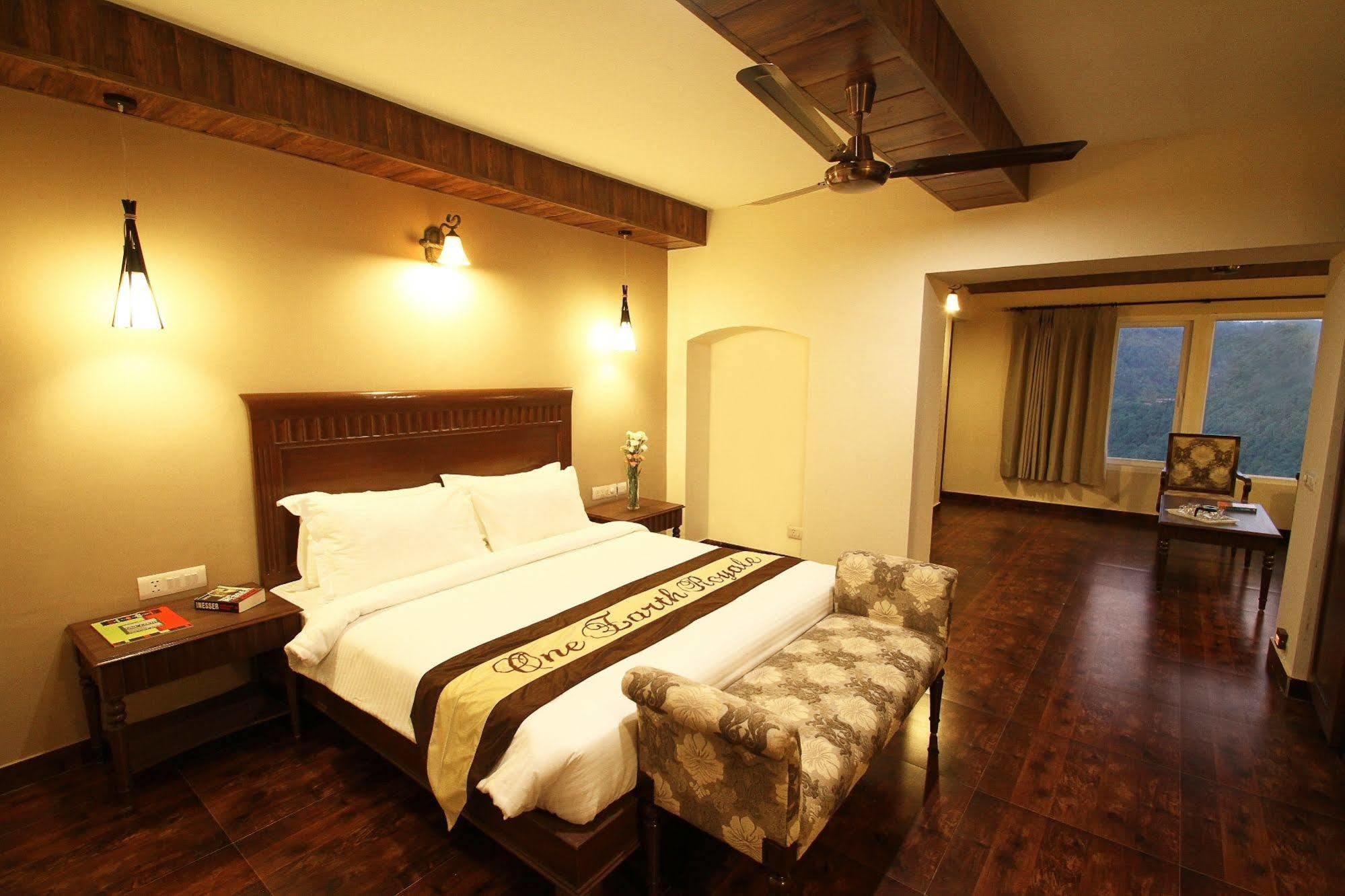 One Earth Royale Boutique Hotel Mussoorie Ngoại thất bức ảnh