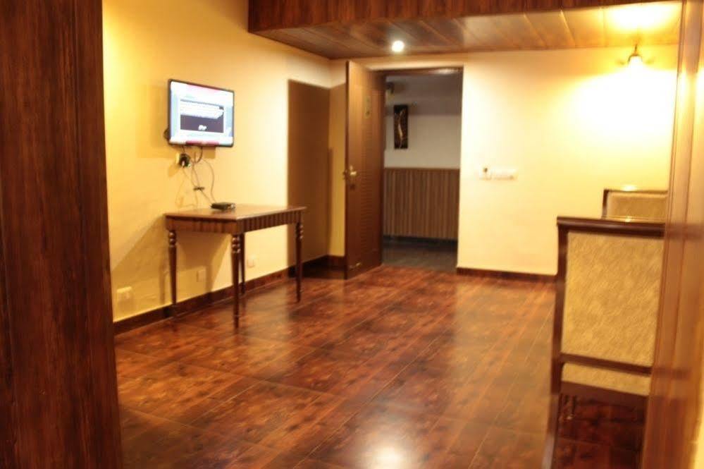 One Earth Royale Boutique Hotel Mussoorie Ngoại thất bức ảnh