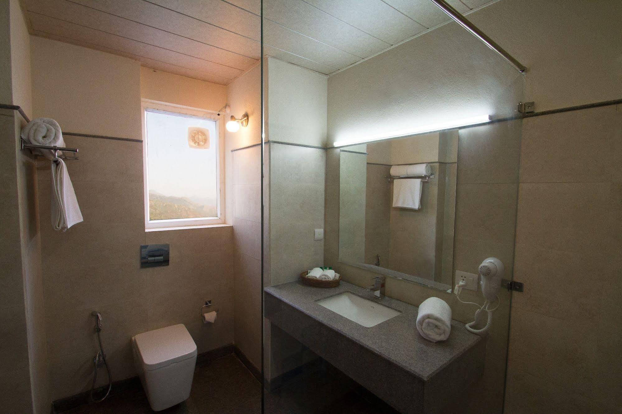 One Earth Royale Boutique Hotel Mussoorie Ngoại thất bức ảnh