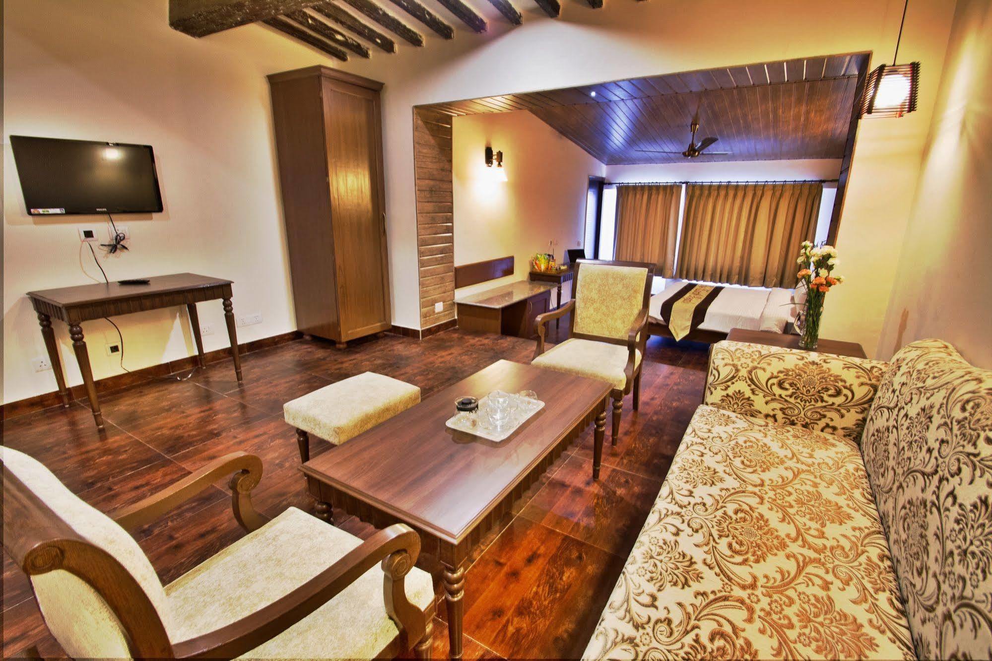 One Earth Royale Boutique Hotel Mussoorie Ngoại thất bức ảnh