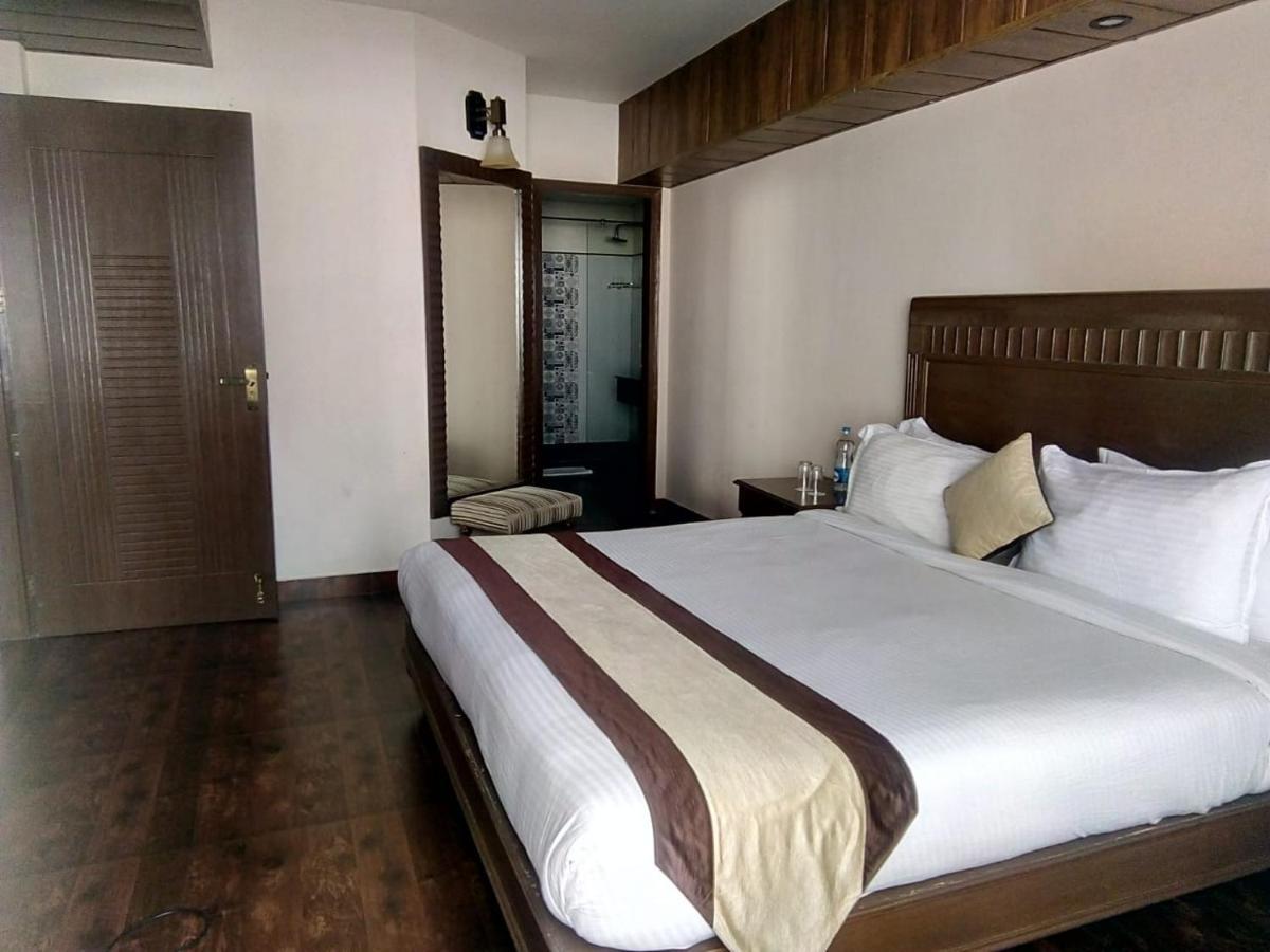 One Earth Royale Boutique Hotel Mussoorie Ngoại thất bức ảnh
